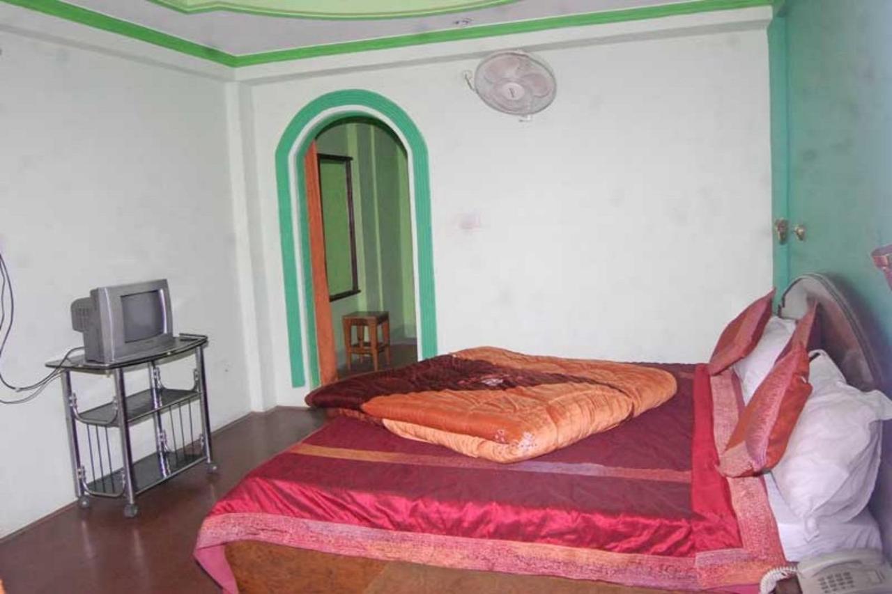 Goroomgo Hotel Shivay Near Kausani Chouraha - Mountain View - Excellent Customer Service Esterno foto